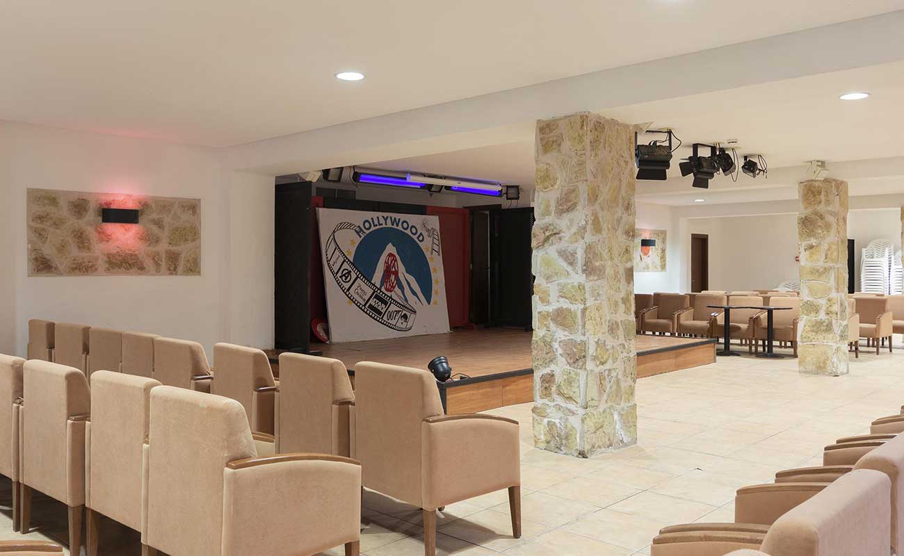 entretenimiento hotel palia dolce fariente entretenimiento hotel palia dolce fariente