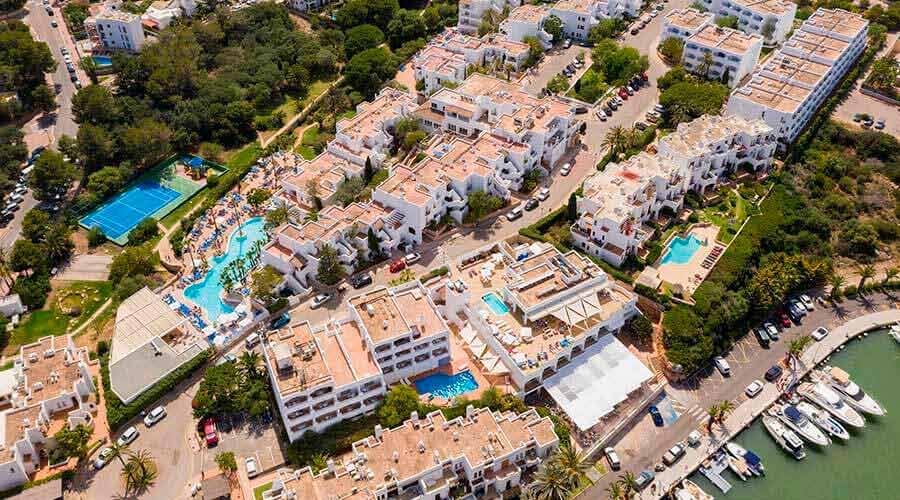 servicios de primera en el hotel palia puerto del sol en mallorca