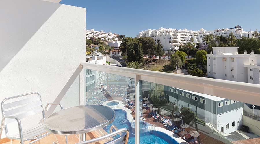 Standard triple Hotel Palia Las Palomas